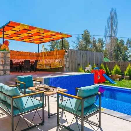 Caykoy Village 2 Bedroom - Private Pool And Garden ヴィラ *
