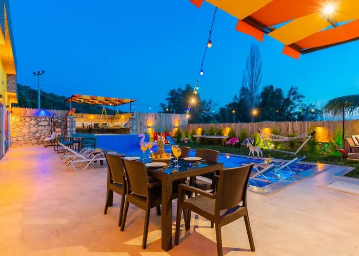 Villa Caykoy Village 2 Bedroom - 8068