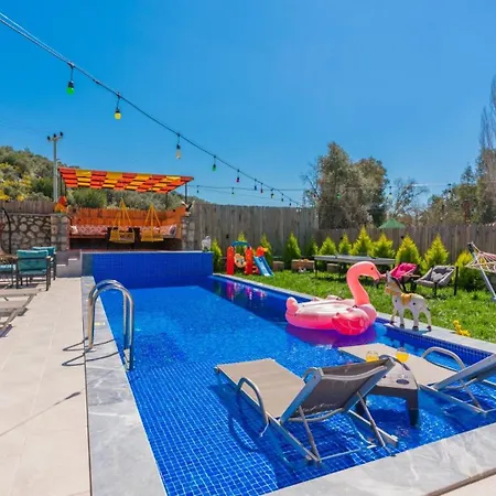 Vilă Caykoy Village 2 Bedroom - Private Pool And Garden *