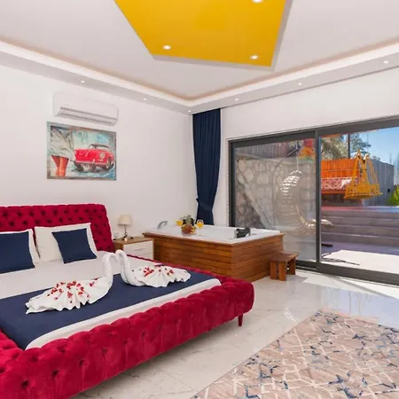 Vilă Caykoy Village 2 Bedroom - Private Pool And Garden