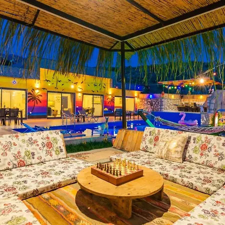 Caykoy Village 2 Bedroom - Private Pool And Garden